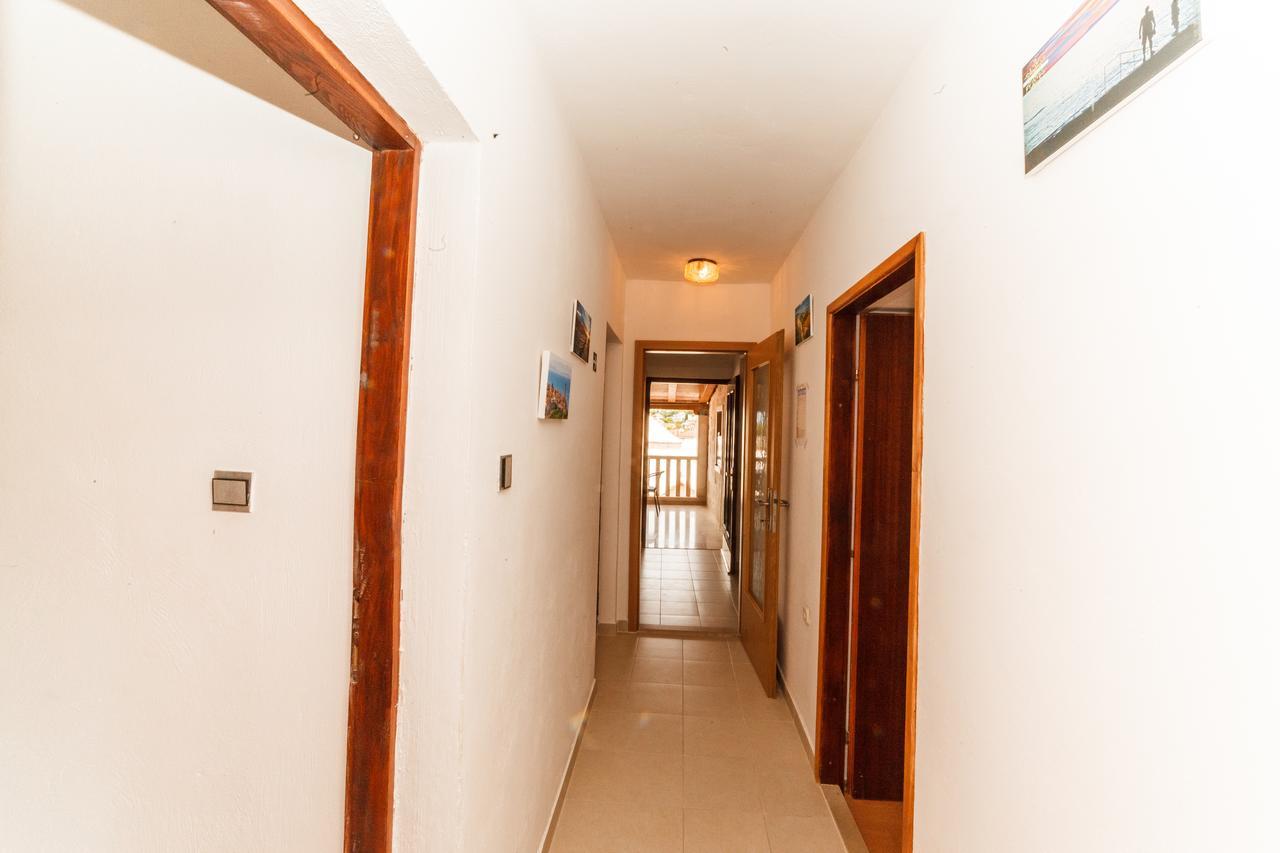 Apartments Fedrigo Sutivan Exterior photo